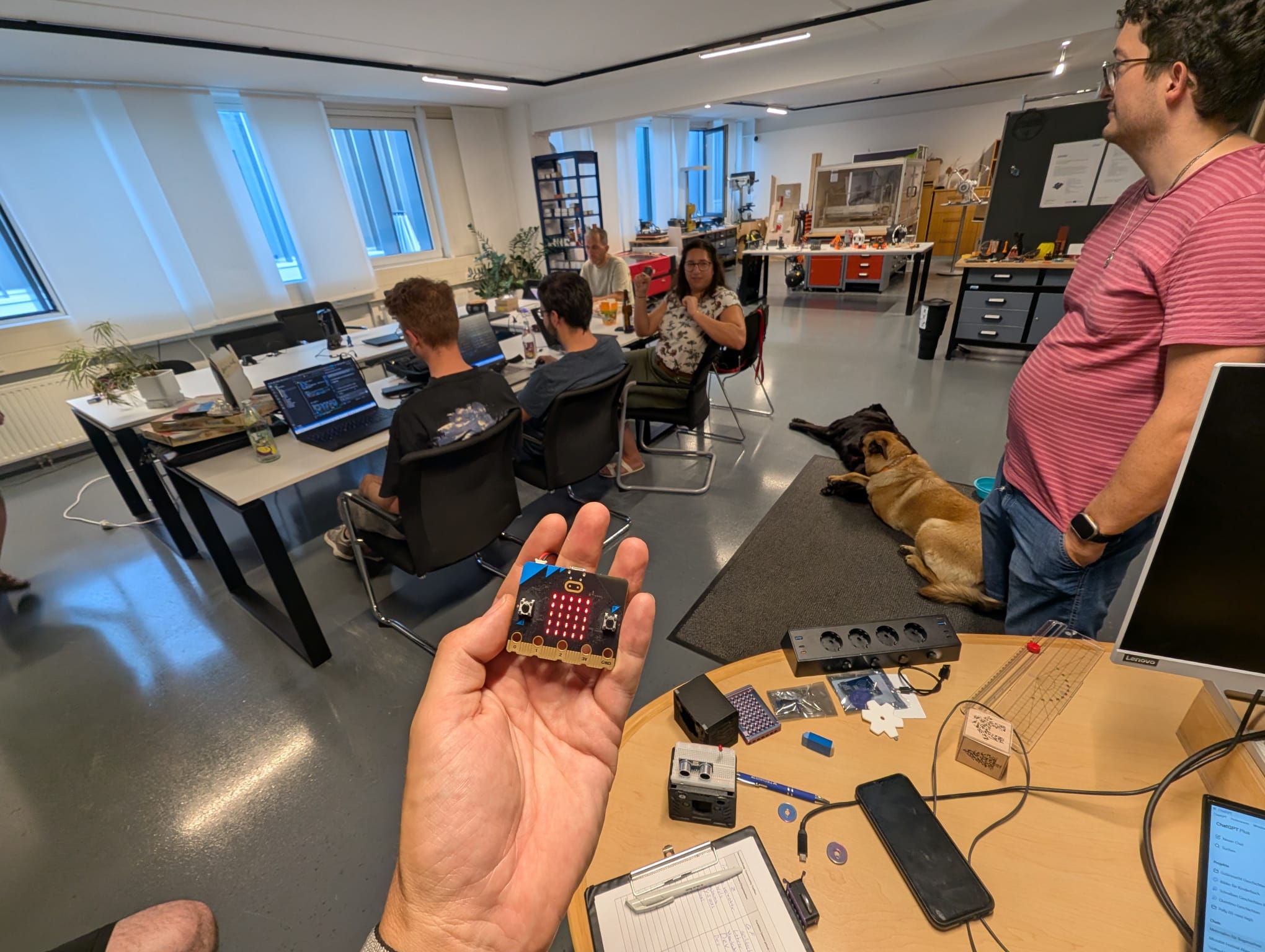 ByteClub beim Versuchsaufbau des Festival-Finders